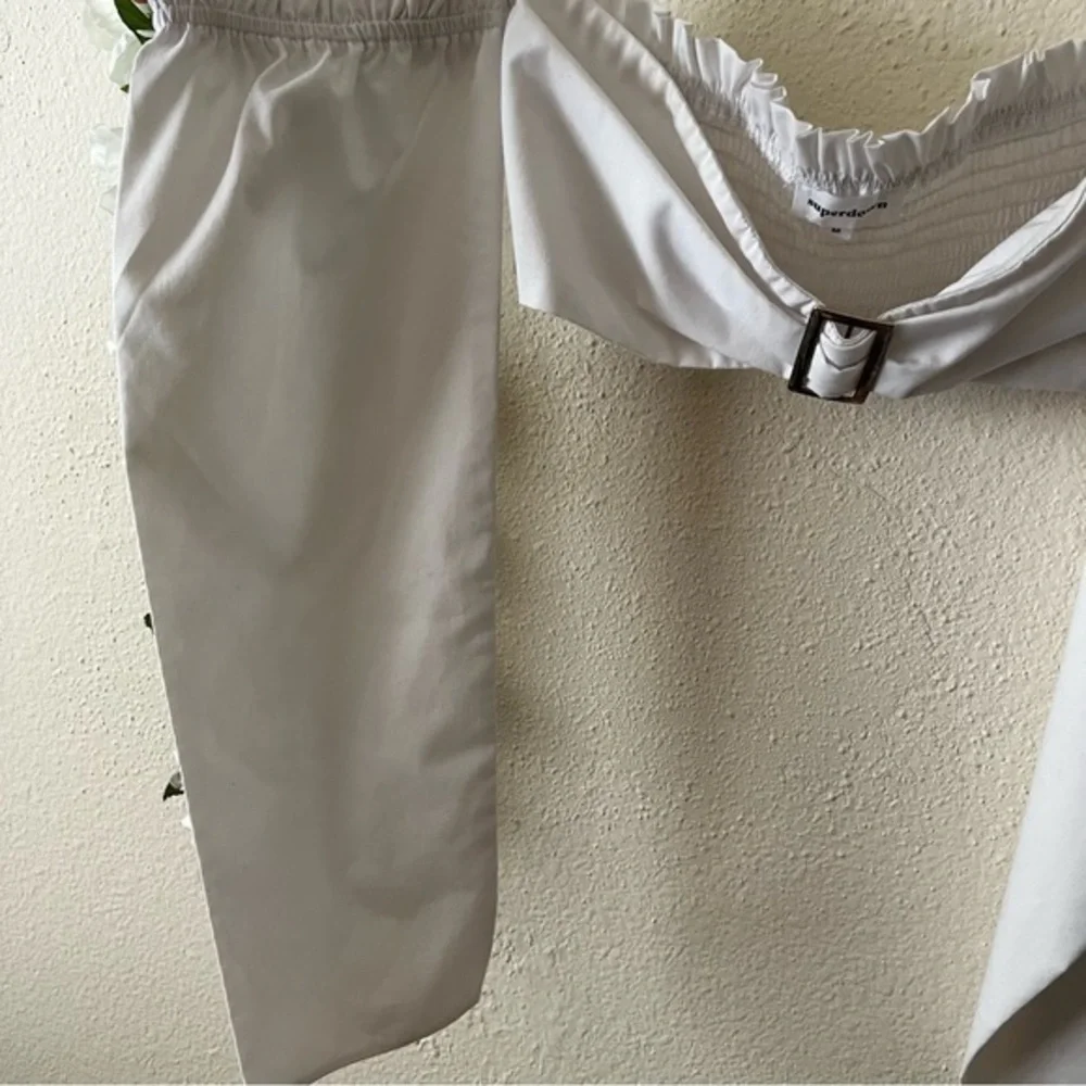 Superdown Superdown - Picture 9 of 12